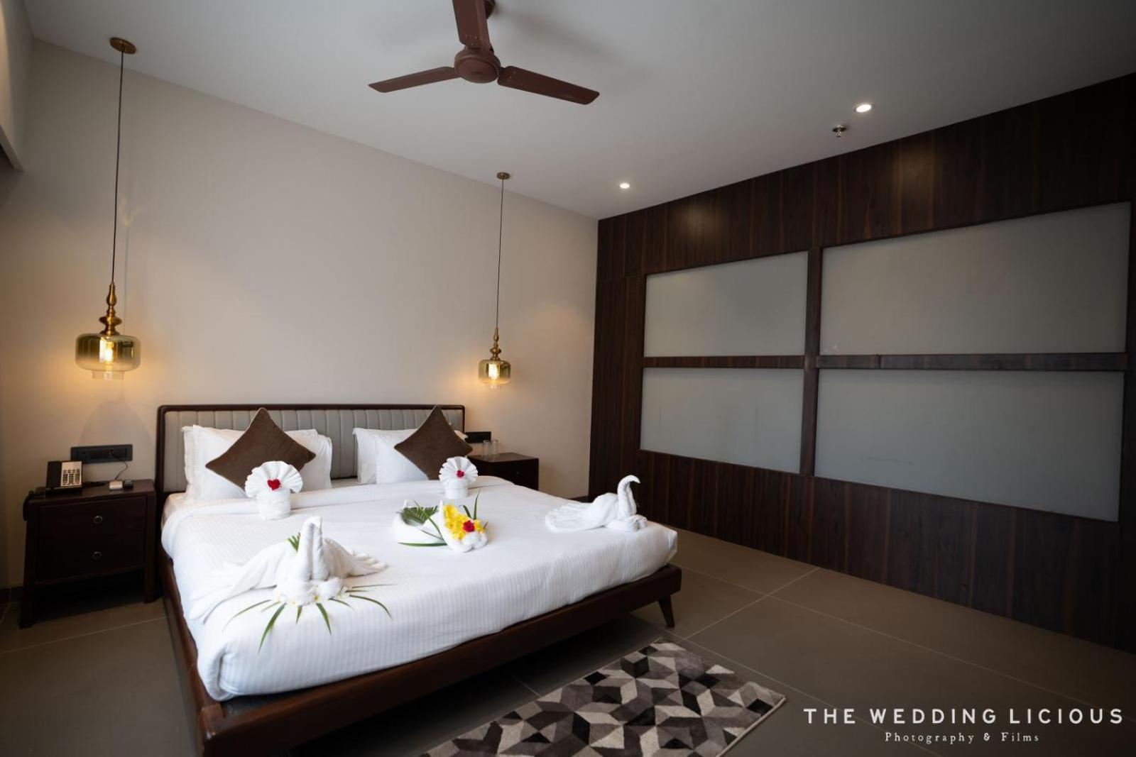 Hotel Omaya Garden Rāipur 외부 사진