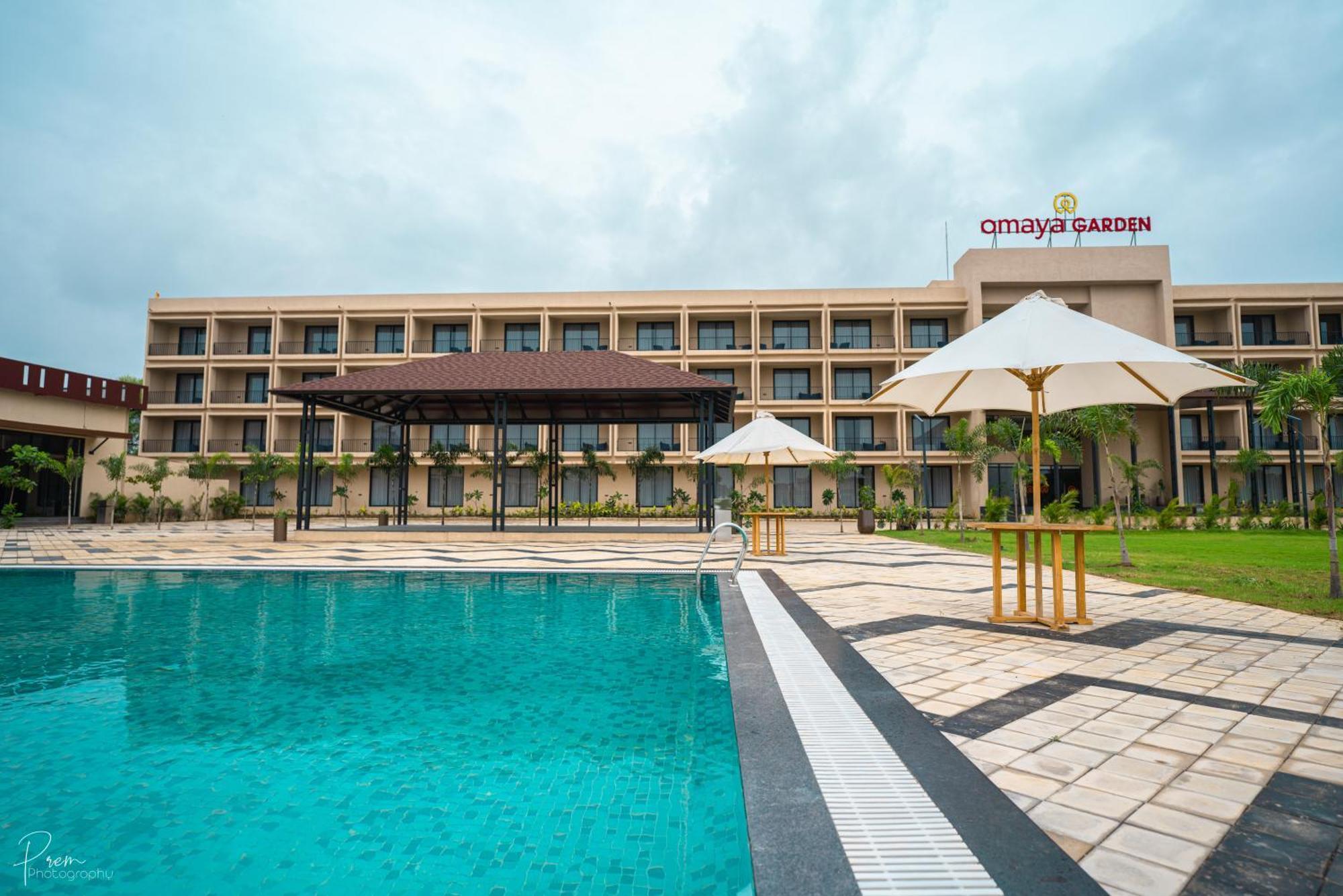 Hotel Omaya Garden Rāipur 외부 사진