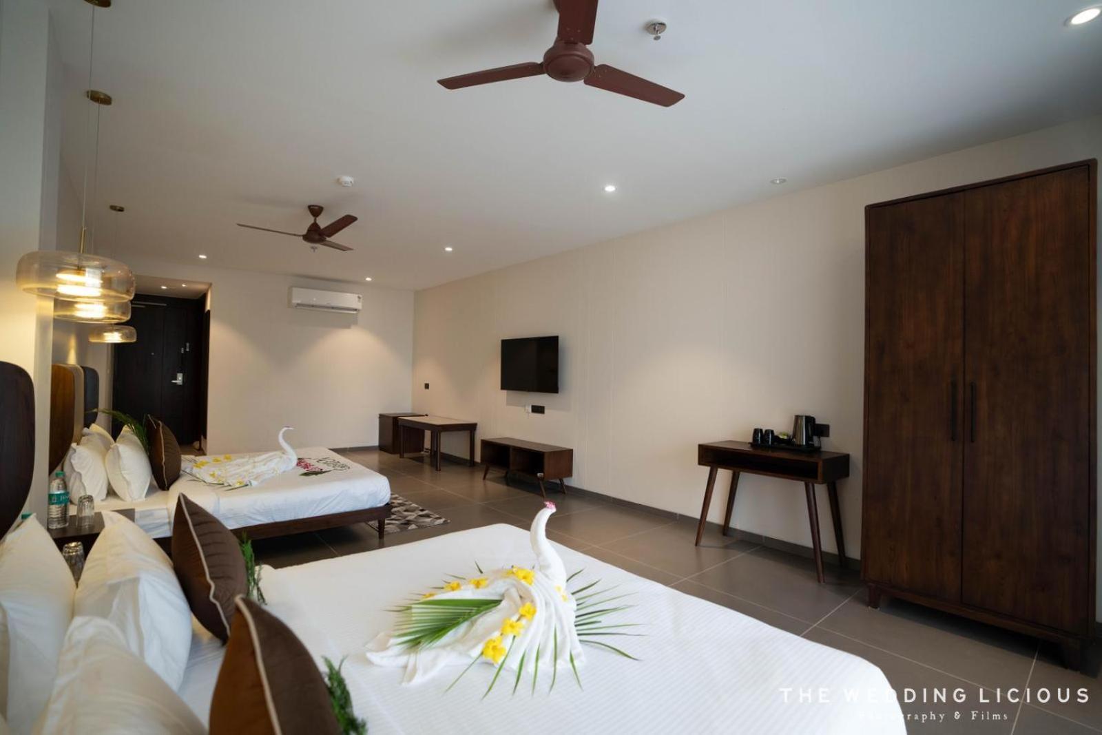 Hotel Omaya Garden Rāipur 외부 사진