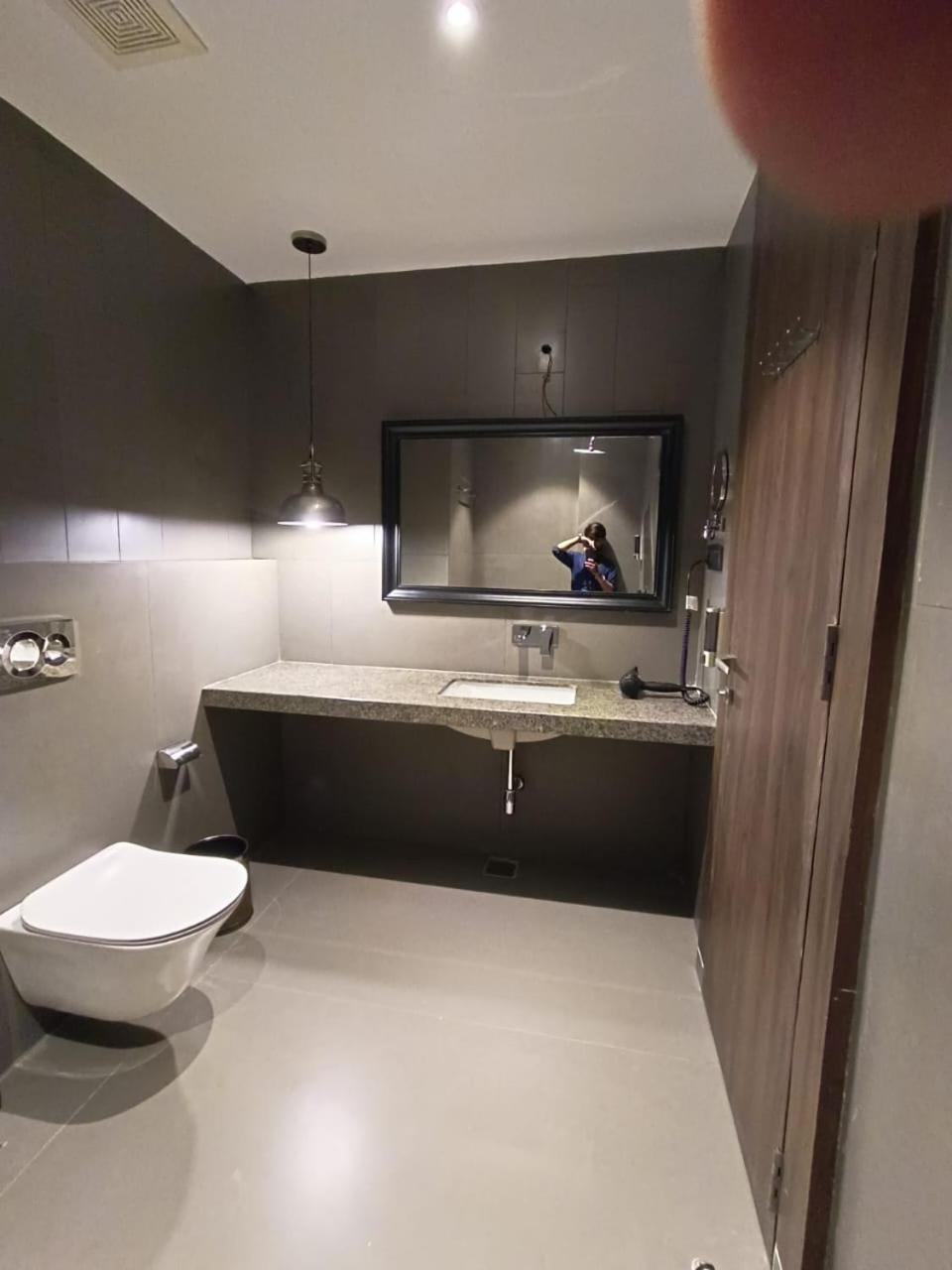 Hotel Omaya Garden Rāipur 외부 사진